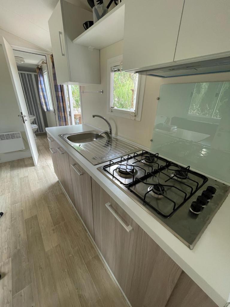 Camping Happy Camp Mobile Homes In Karavomilos *